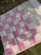 Rangkaat Linen Tissue with Flower
Embroidery - Pink