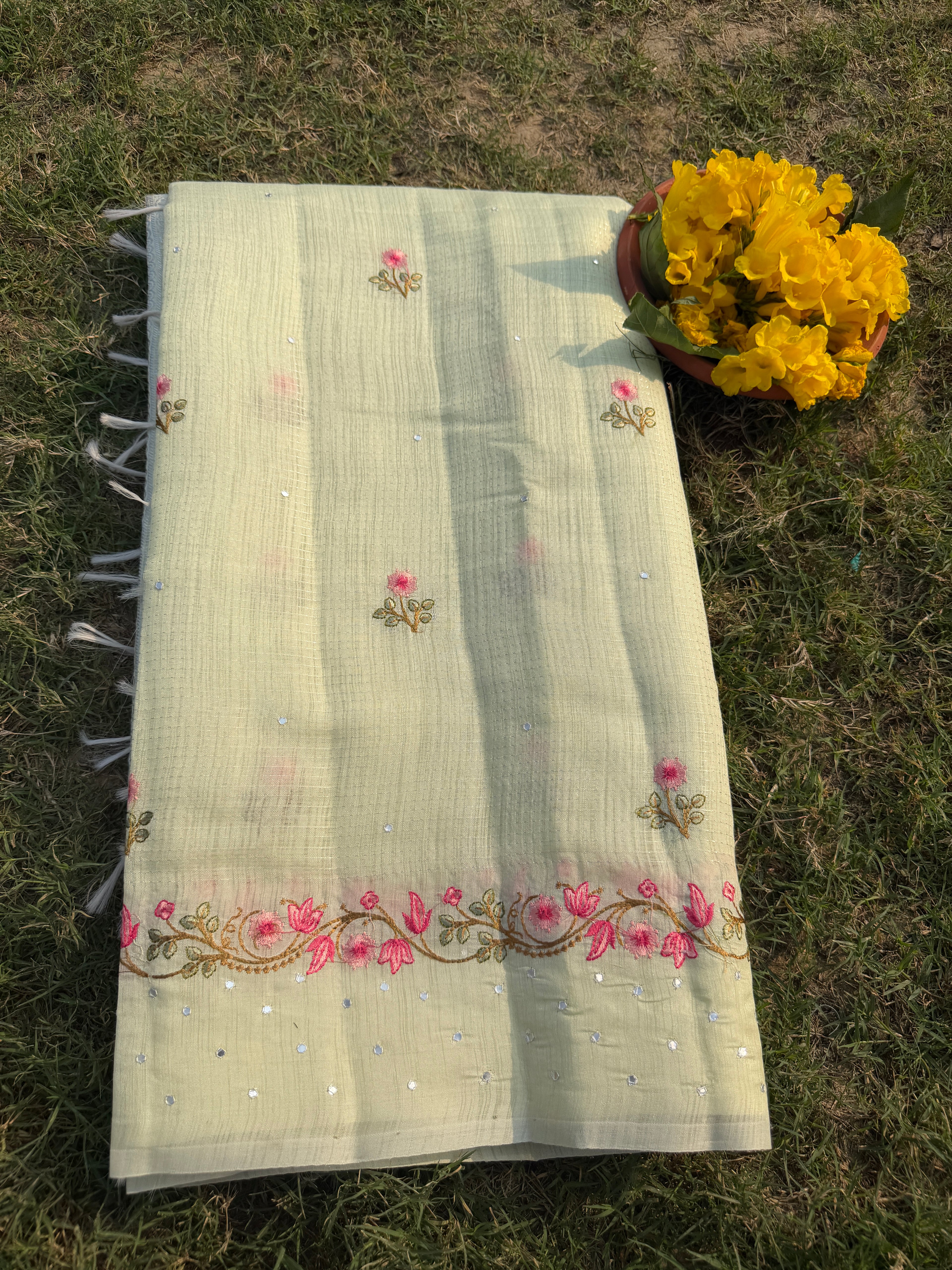 Linen Saree with Floral Embroidery – Mint Green