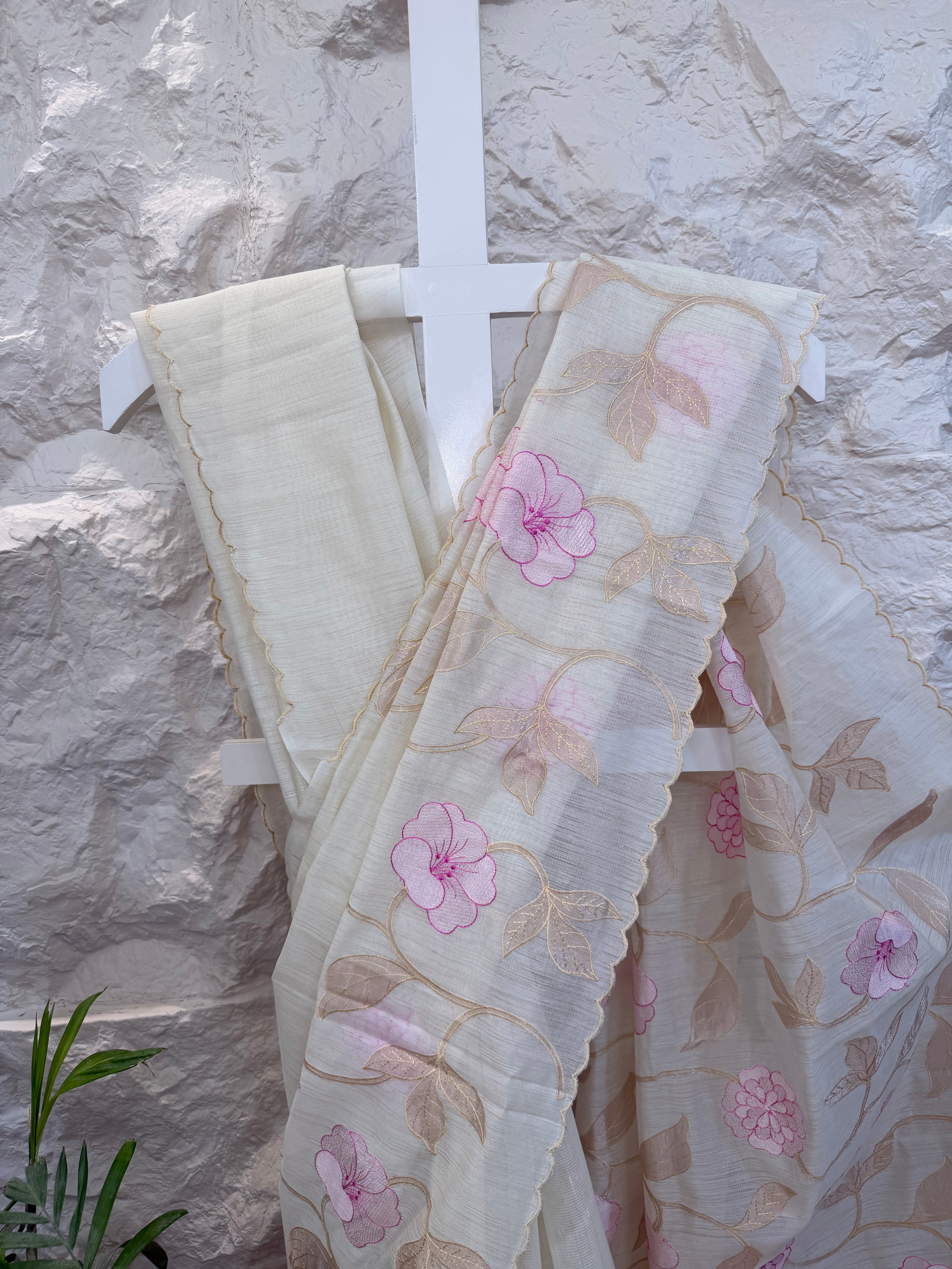 Linen Saree with Tissue Appliqué Work