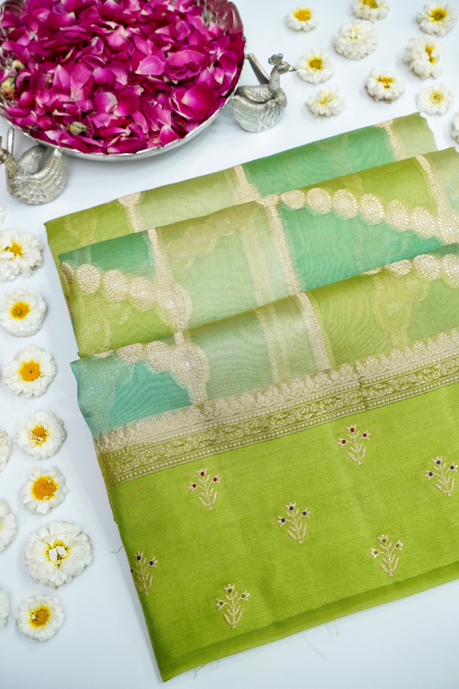 Kora Silk Rangkaat Saree Zari Weaving – Green