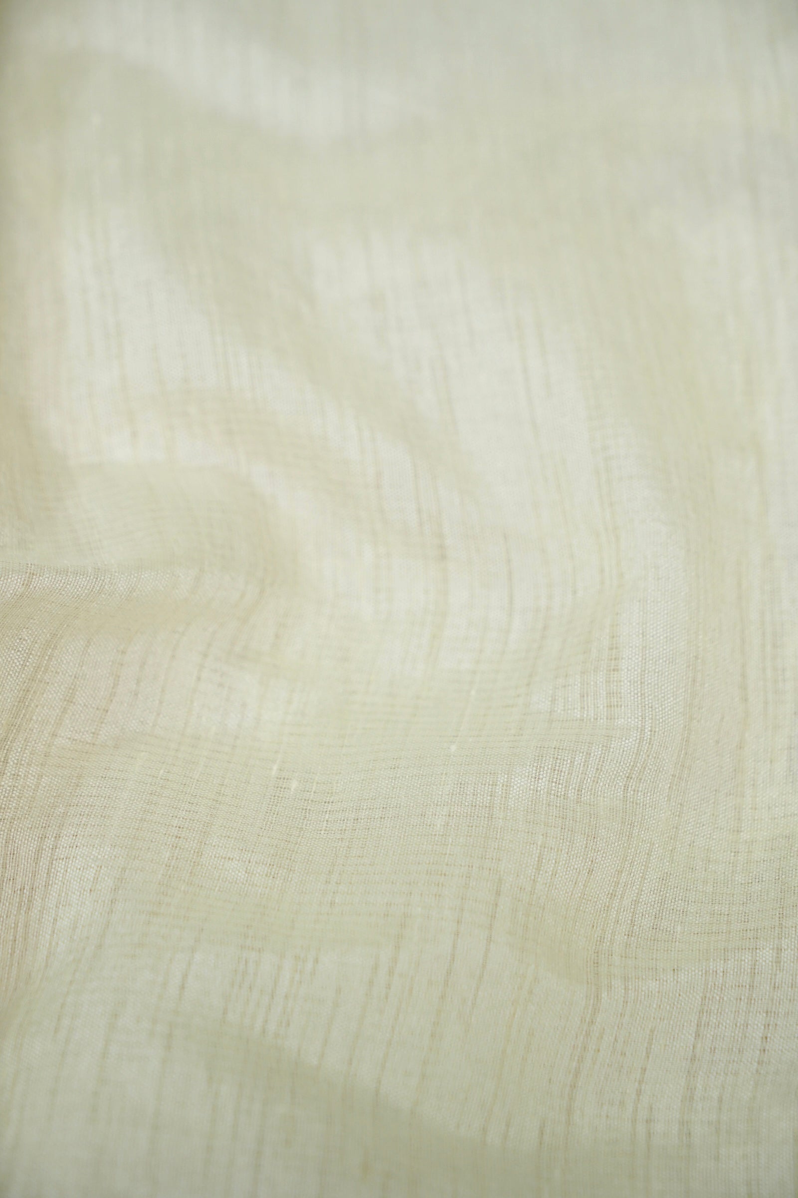 Linen Saree with Appliqué Work – Ivory Cream