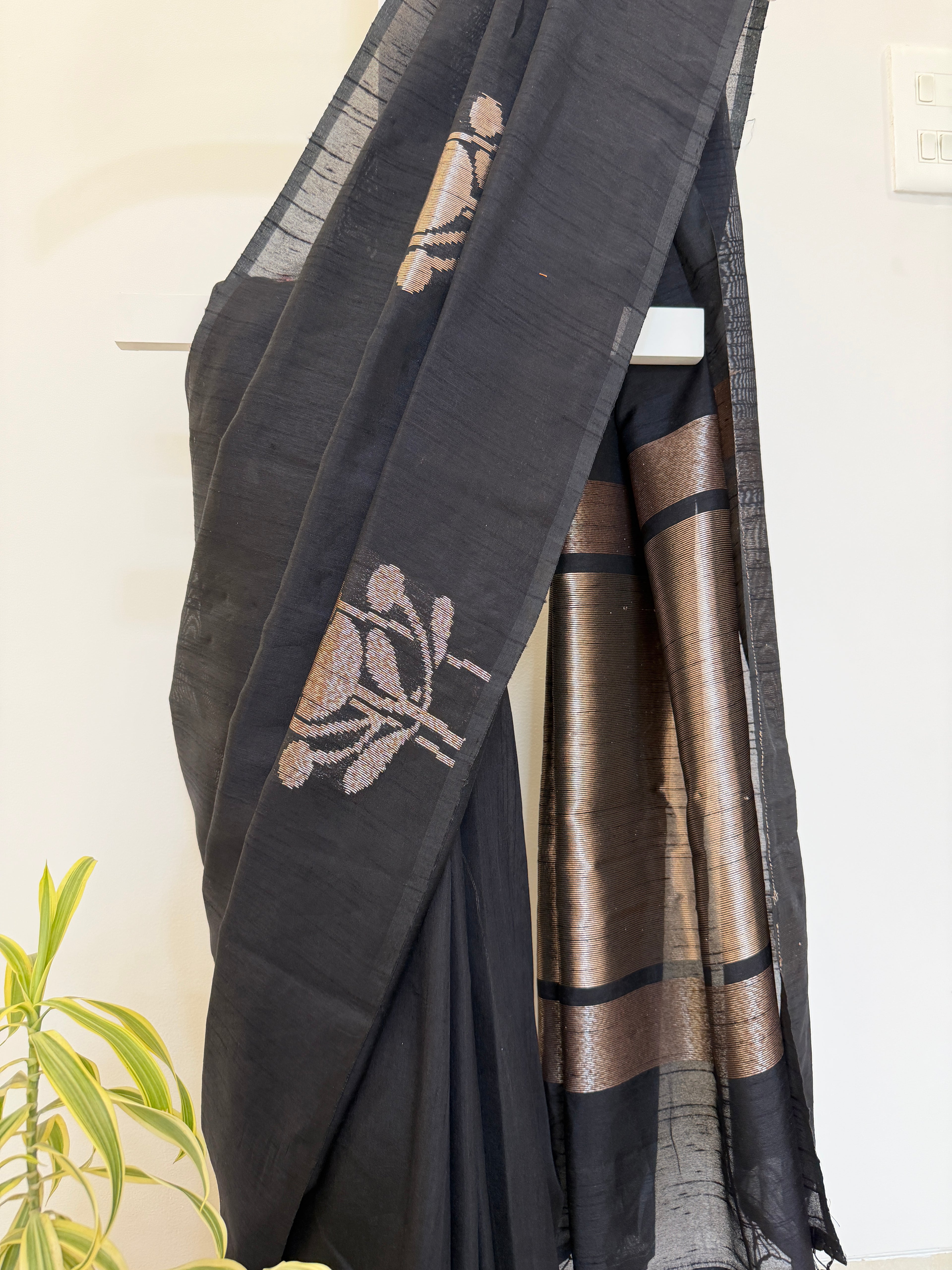 Handloom Raw Silk Saree - Black