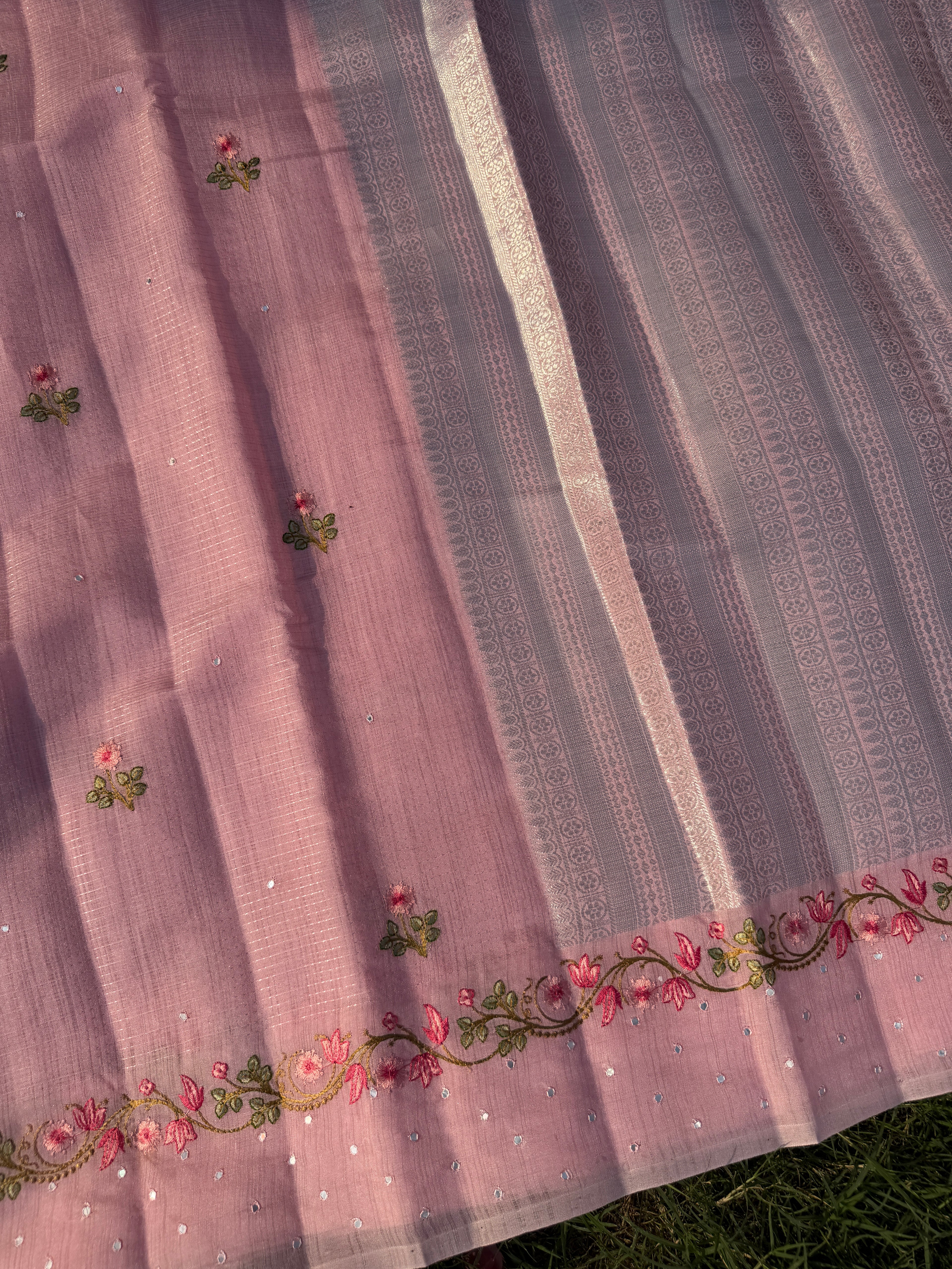 Linen Saree with Floral Embroidery – Pink