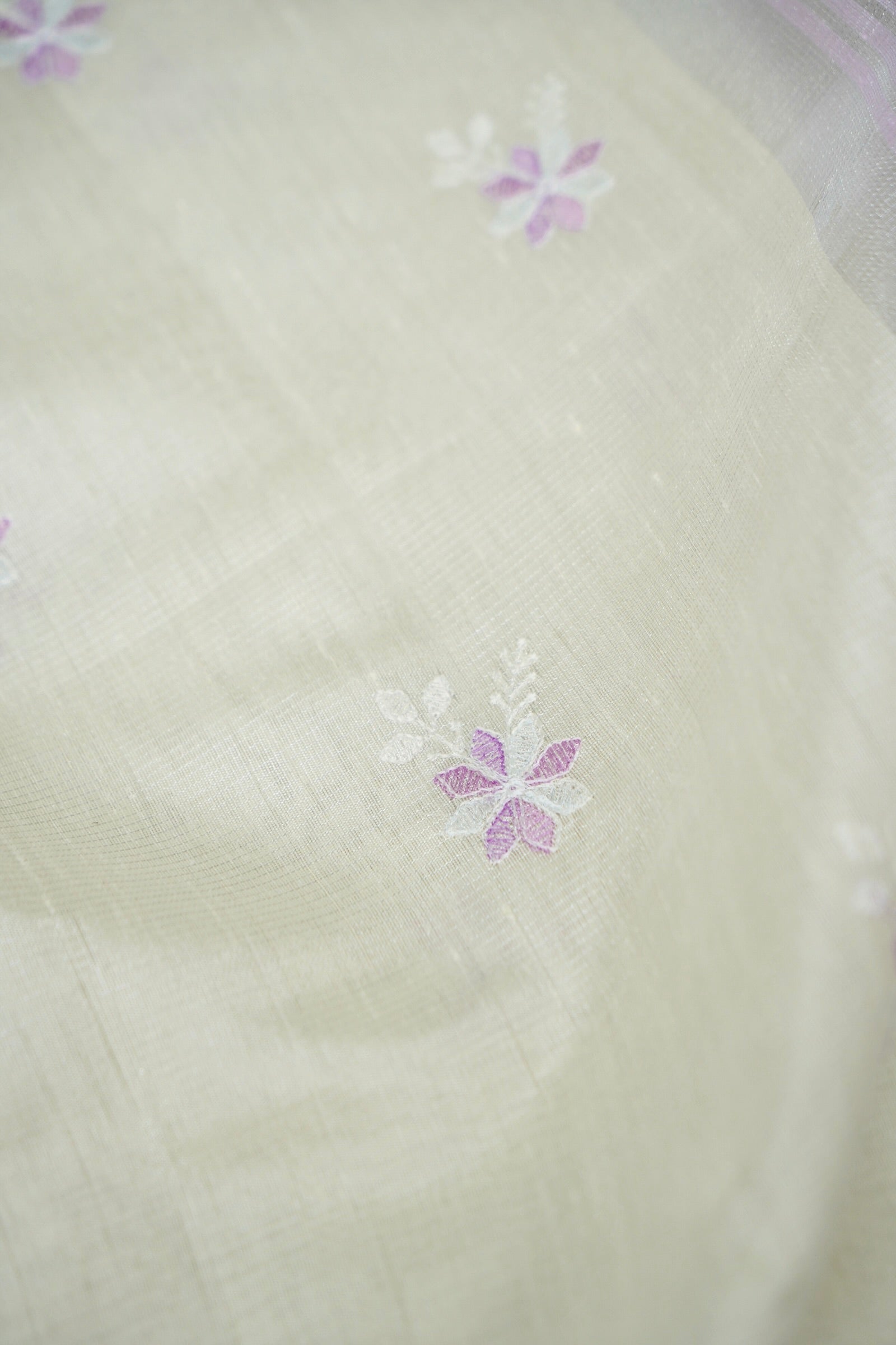 Linen Saree Floral Embroidery – Lavender
