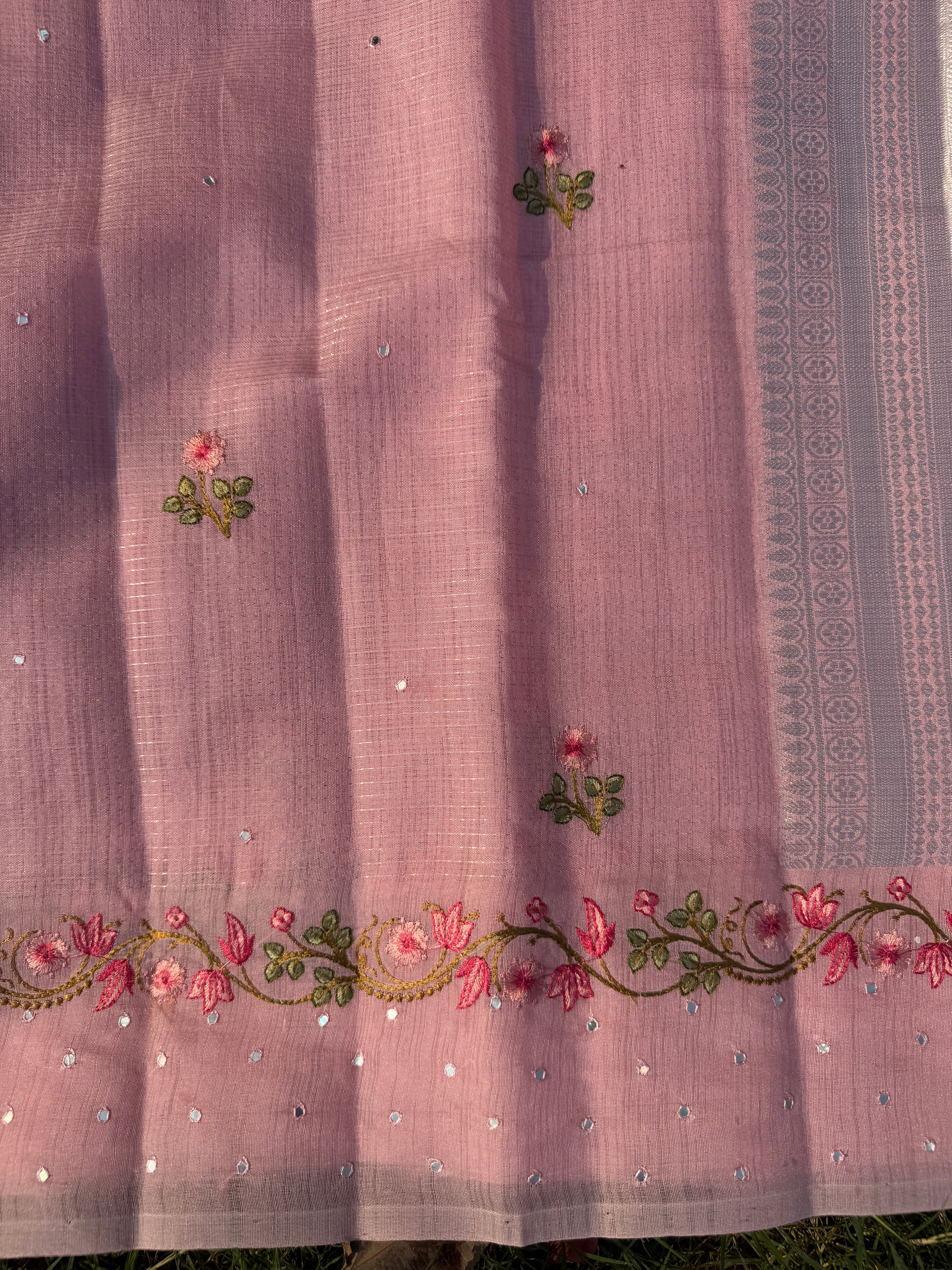 Linen Saree with Floral Embroidery – Pink