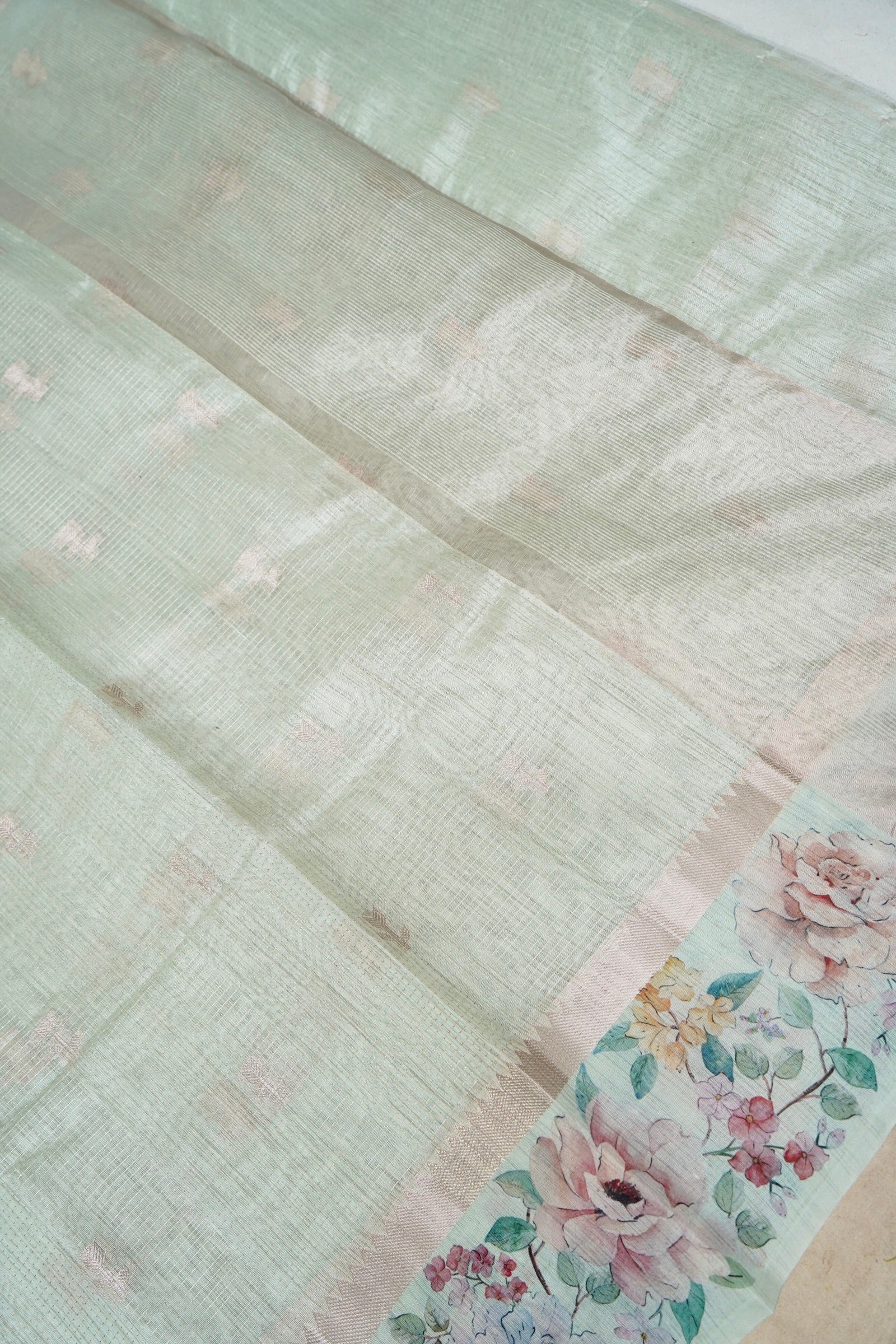 Linen Saree with Digital Floral Print – Pastel Mint