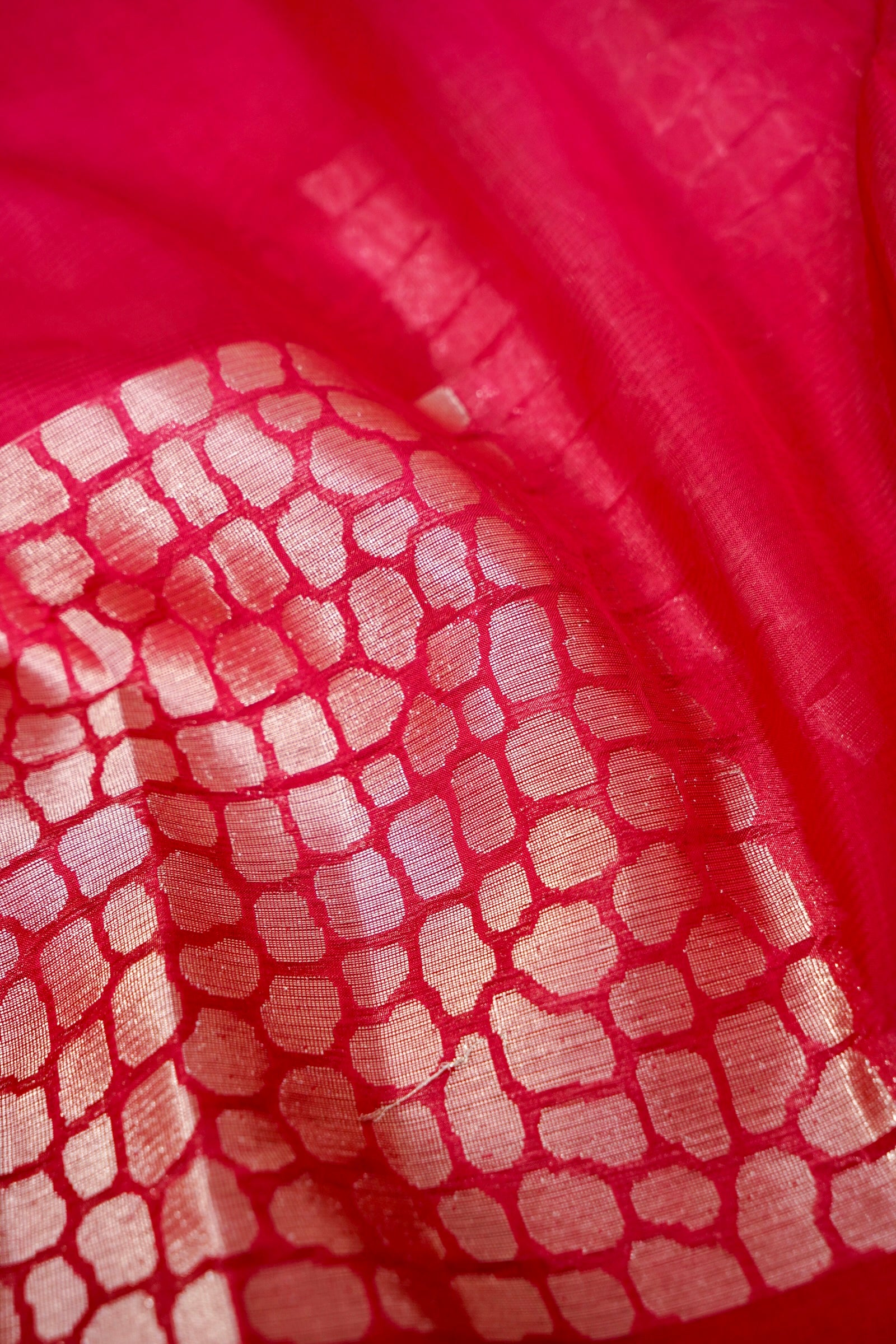 Ombré Paper Silk Saree with Geometric Square Motifs – Pink Radiance