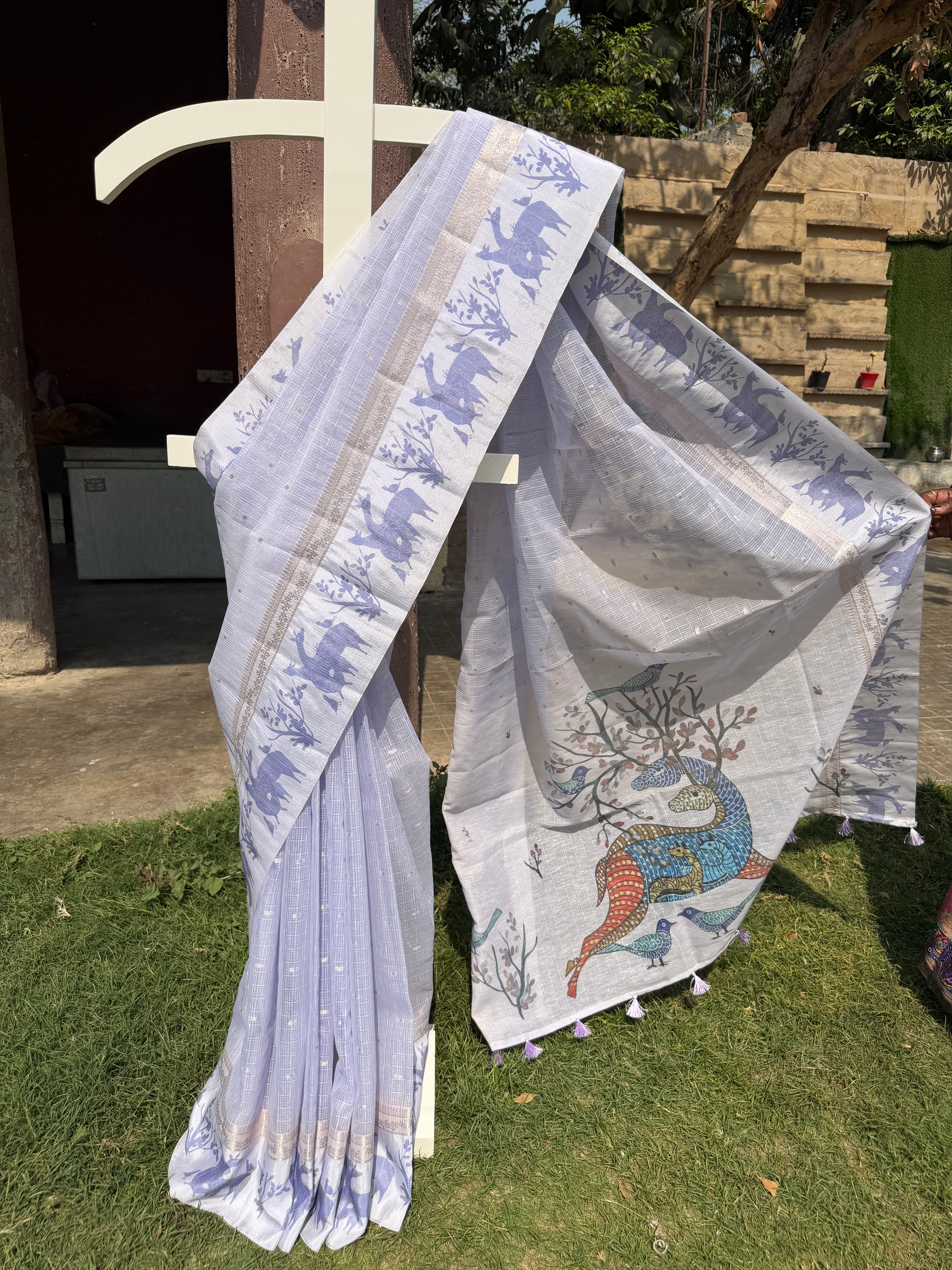 Linen Saree with Shadow Animal Print – Lavender