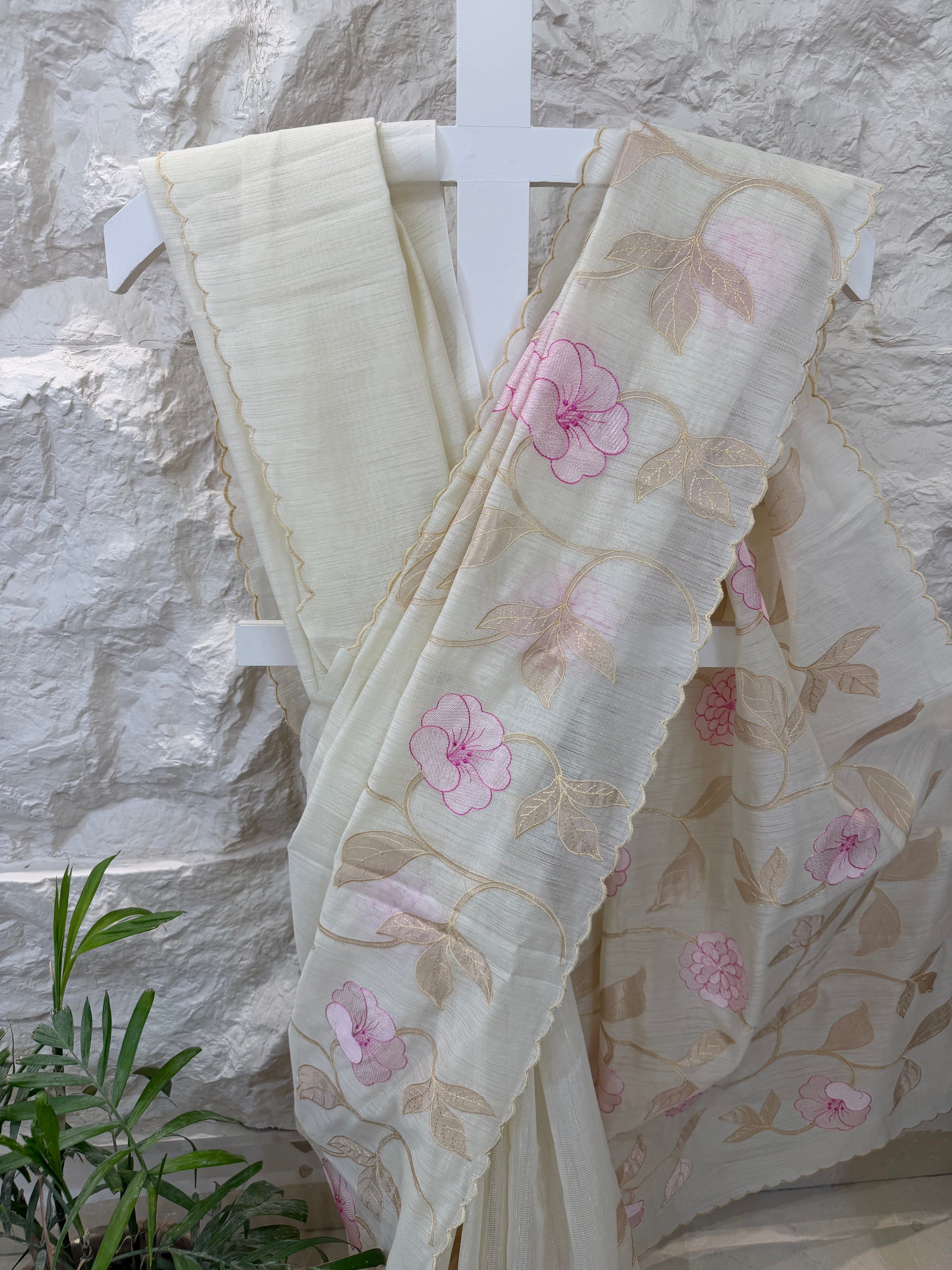 Linen Saree with Tissue Appliqué Work