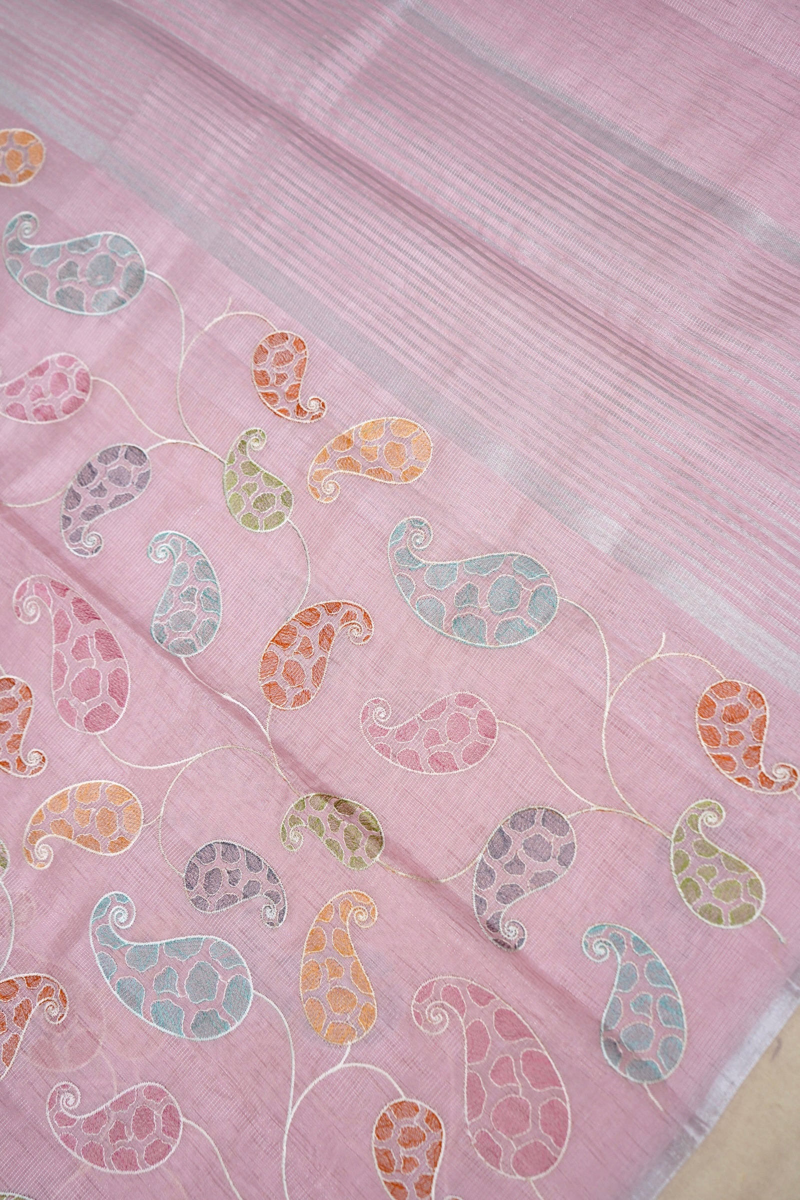 Linen Saree with Paisley Embroidery – Pink